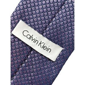 Calvin Klein Men's Silk Tie Purple Patterned Made In China